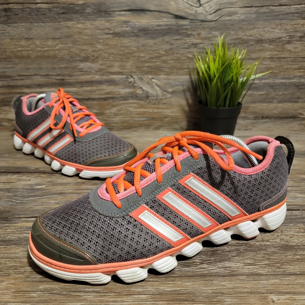 Adidas liquid sz 9.5